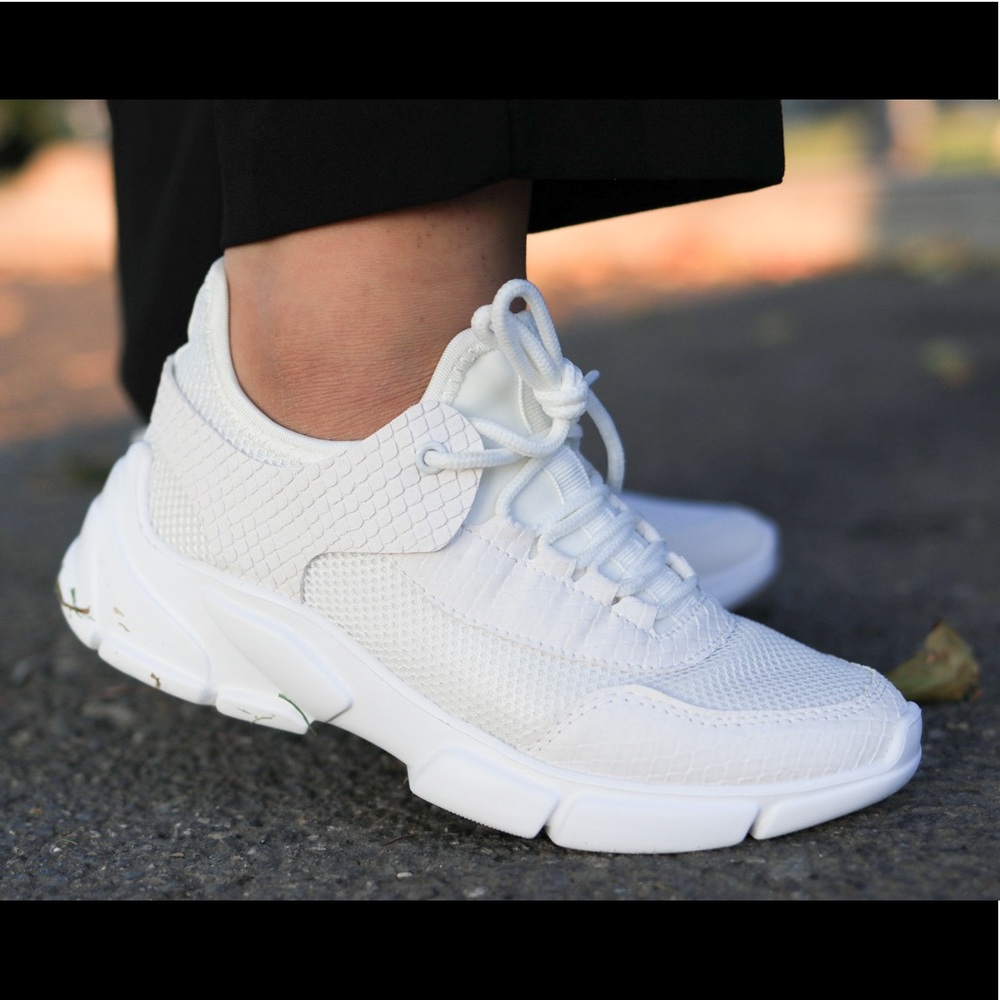 New! White Lace Up Sneaker
